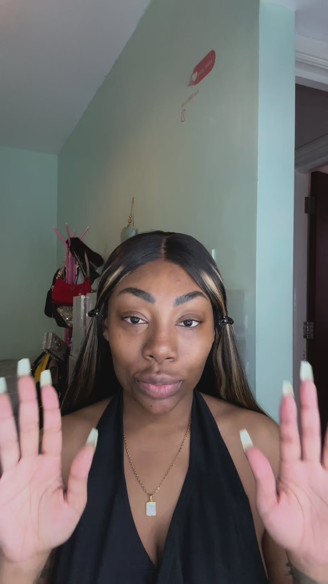 Load video: MS ELDÉ LORDE IN MLB VIVID COLOUR LIQUID BLUSH IN VICARS VICTORY